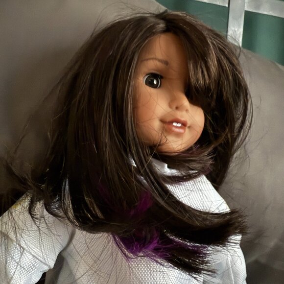 EUC American Girl Luciana Vega with Full NASA Space Suit - Picture 5 of 14